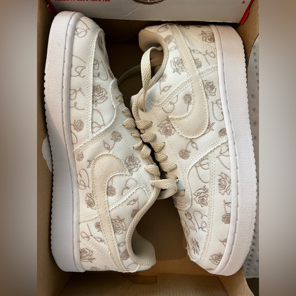 Nike: Size 7